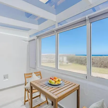 Апартаменты Casa Blanca F10 With Sea View Порис-де-Абона