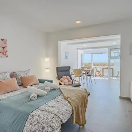Апартаменты Casa Blanca F10 With Sea View Порис-де-Абона
